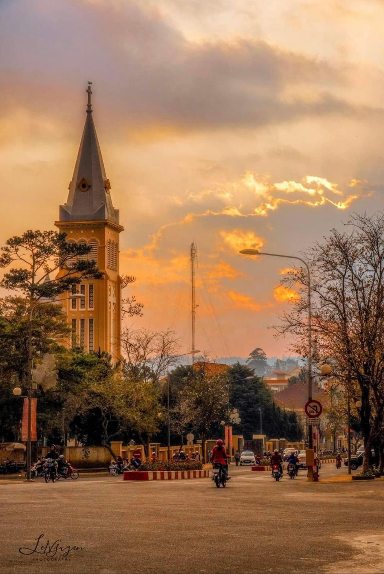 Mat Troi Vang Dalat Hotel Экстерьер фото